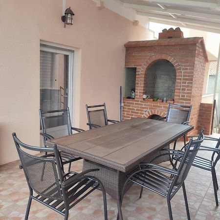 Apartments Ema Ivanica Ngoại thất bức ảnh