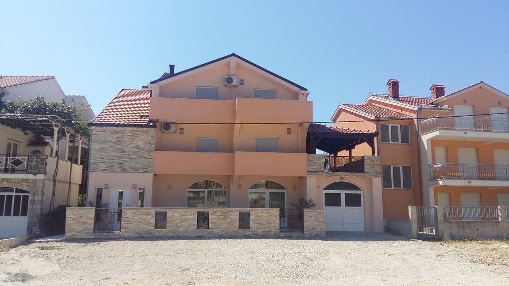Apartments Ema Ivanica Ngoại thất bức ảnh