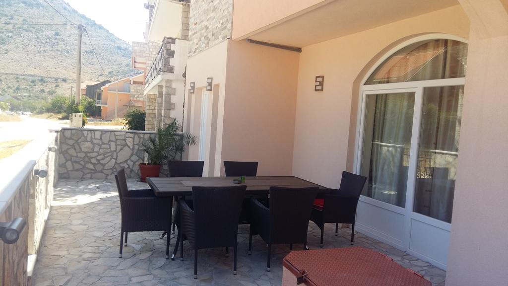 Apartments Ema Ivanica Ngoại thất bức ảnh