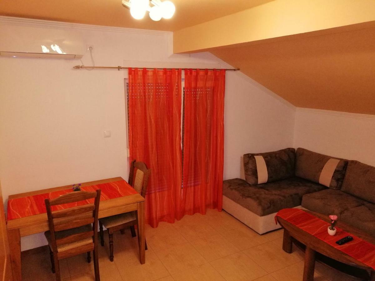 Apartments Ema Ivanica Ngoại thất bức ảnh